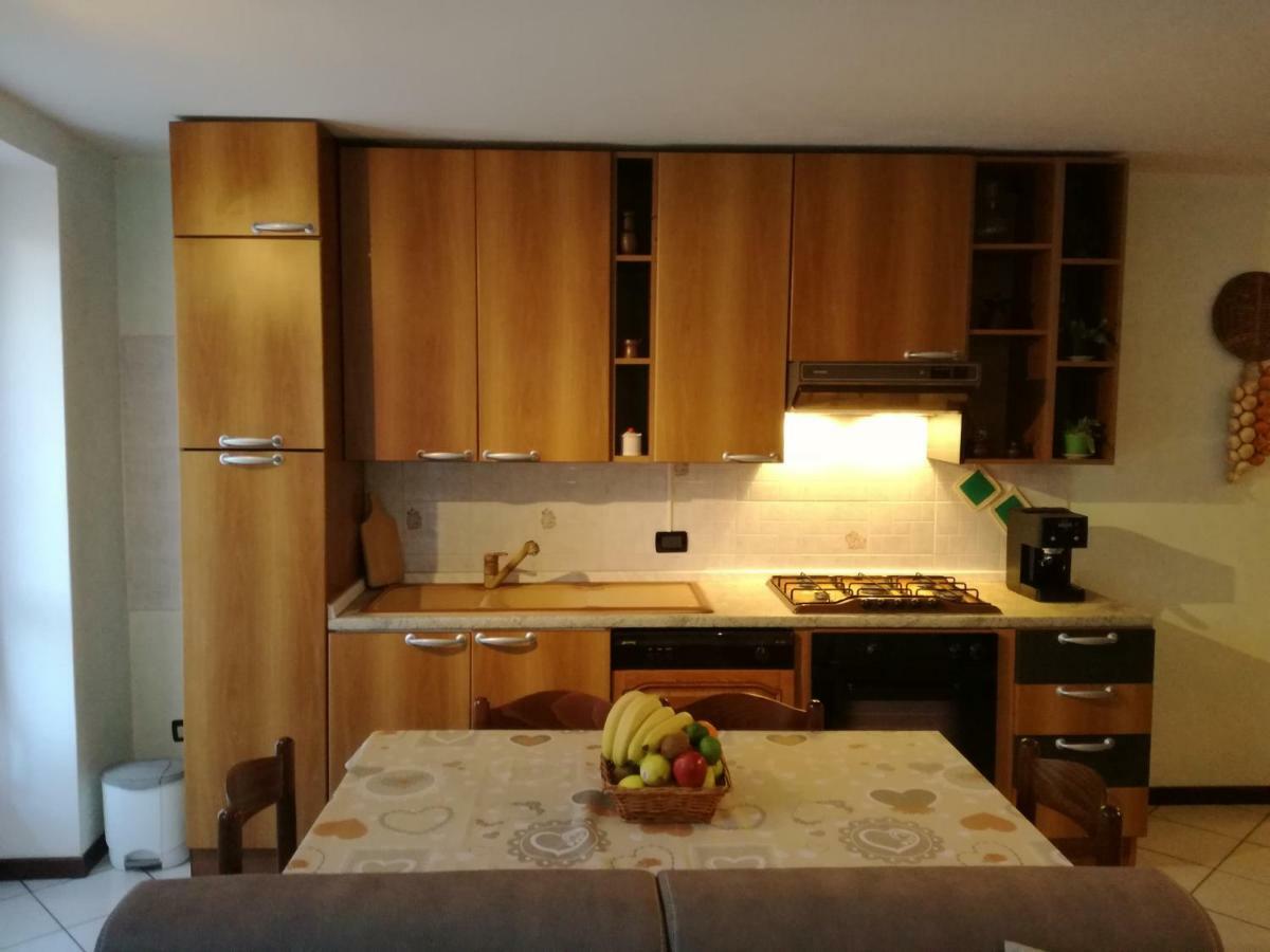 Appartamento Borgo Antico Oliveto Lario Екстериор снимка